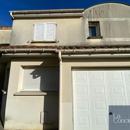 La Maison Foucault -jardin Chu Futuroscope Casa vacanze